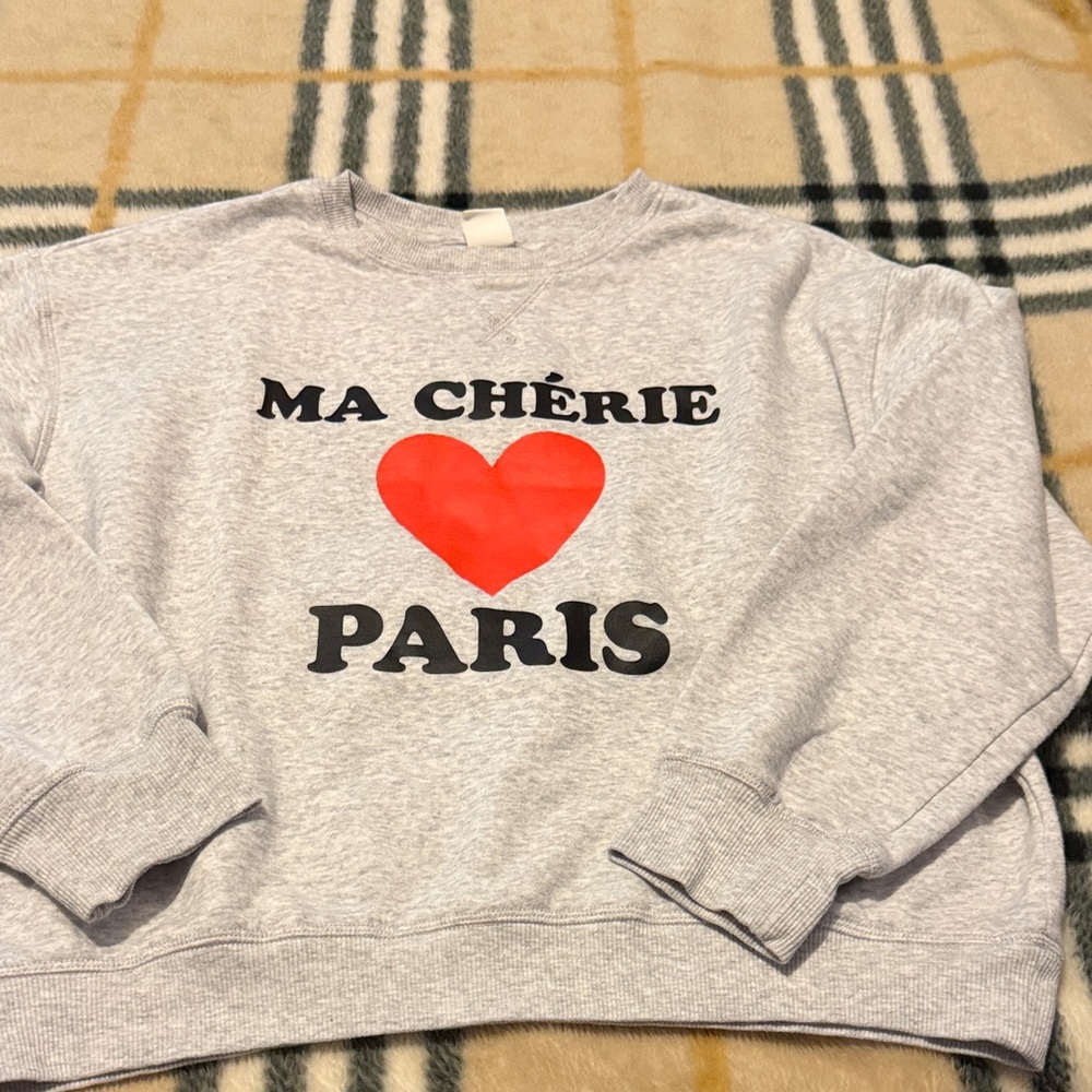 H&M Gray Sweatshirt with Red Heart 'Ma Chérie Paris'